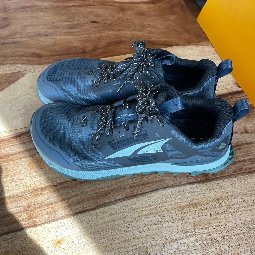 Altra Women’s Lone Peak 8  Trail Running Shoes
